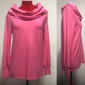 Women’s Sweater By gibson